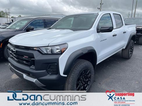 New 2026 Chevrolet Colorado Trail Boss AWD/4WD image 1