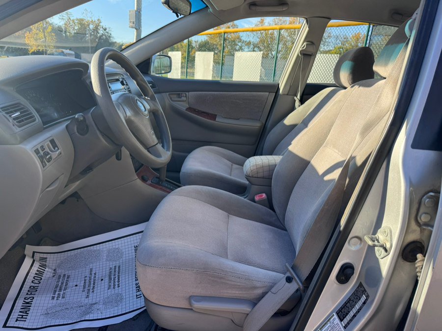 Used 2005 Toyota Corolla LE w/ Audio Value Pkg FWD image 9