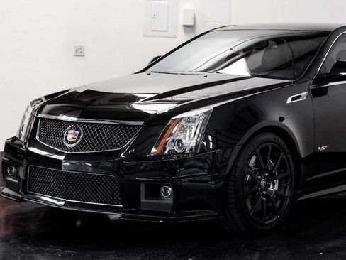 Used 2012 Cadillac CTS V w/ Wood Trim Package image 7
