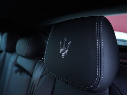 New 2025 Maserati Grecale Modena image 22