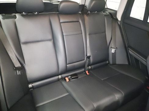 Used 2011 Mercedes-Benz GLK 350 4MATIC image 10