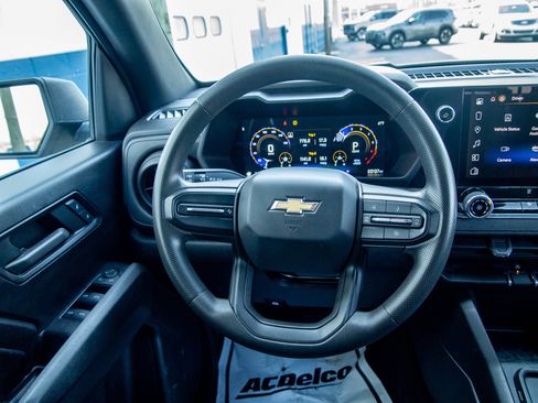 Used 2024 Chevrolet Colorado W/T image 21