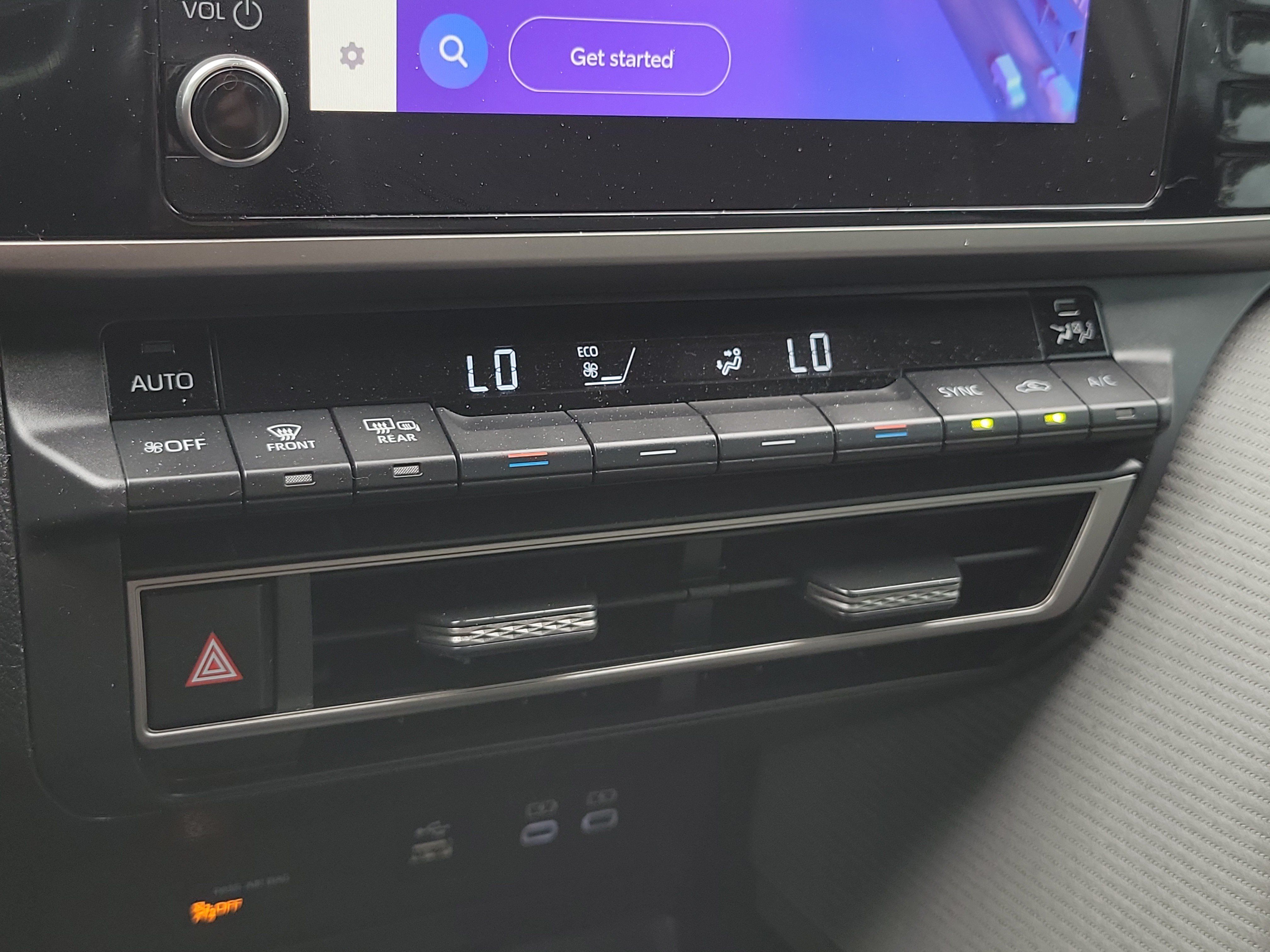 Certified 2025 Toyota Camry SE w/ Convenience Package FWD image 32
