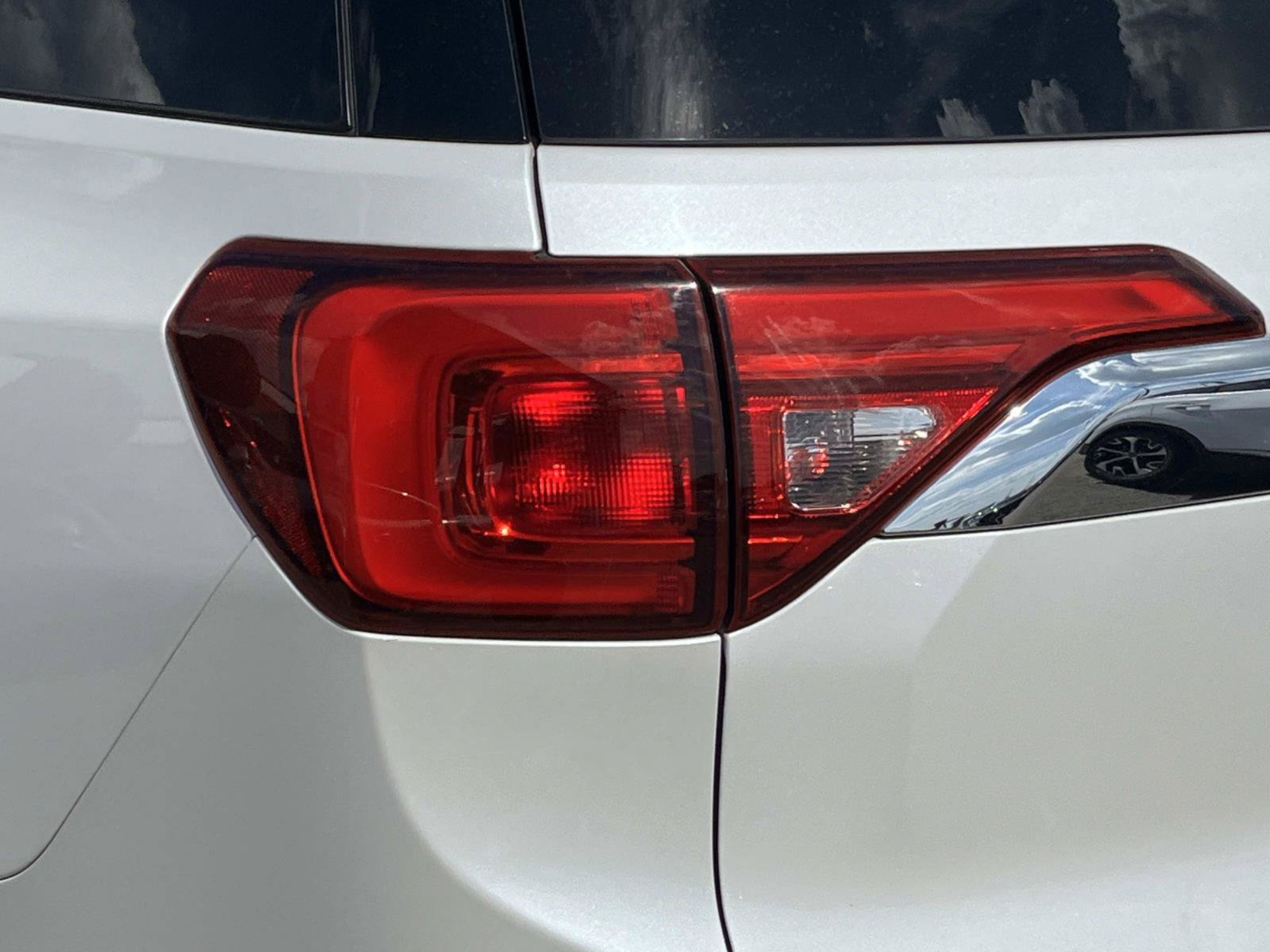 Used 2019 GMC Acadia SLT FWD image 45