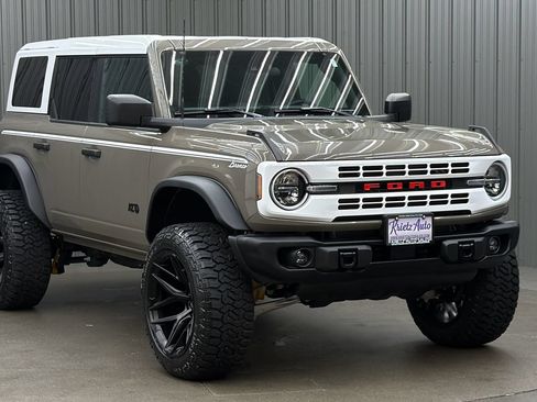 Used 2026 Ford Bronco Heritage Edition AWD/4WD image 7