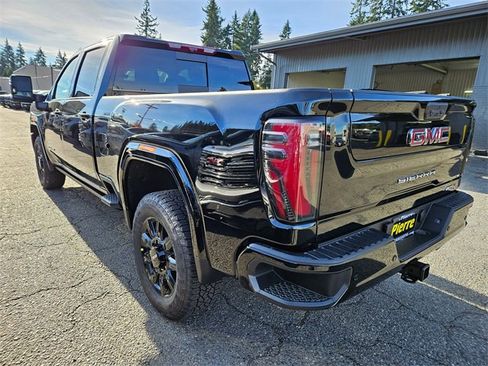 New 2026 GMC Sierra 2500 AT4 image 6