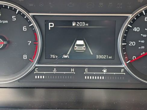 Used 2023 Kia Sorento LX image 31