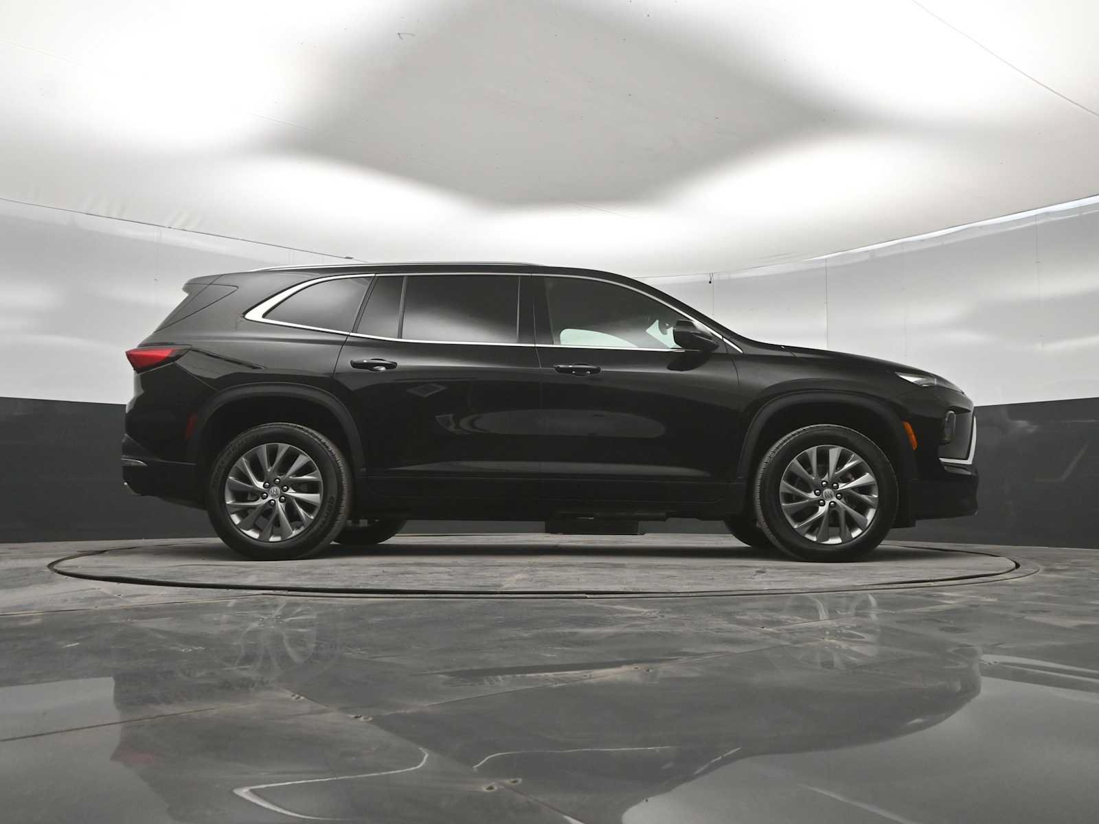 Used 2026 Buick Enclave Preferred FWD image 41