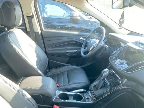 Used 2016 Ford Escape Titanium AWD/4WD image 4