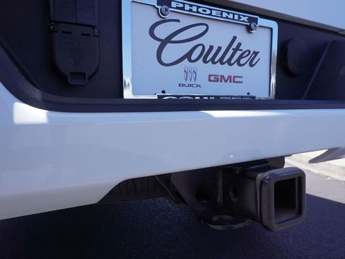 Certified 2025 GMC Sierra 1500 AT4 image 8