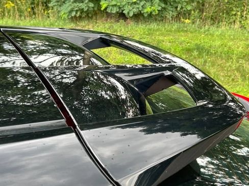 Used 2020 Toyota C-HR XLE FWD image 12