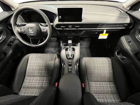 New 2027 Honda HR-V LX image 18