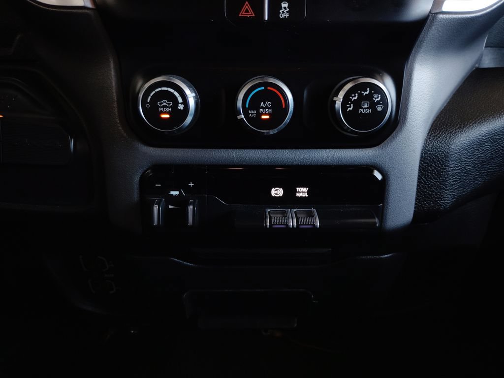 Used 2021 RAM 2500 Big Horn AWD/4WD image 33