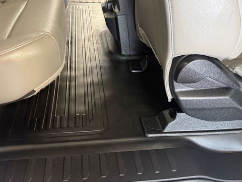 Used 2018 Ford F150 XL w/ XL Power Equipment Group RWD image 24