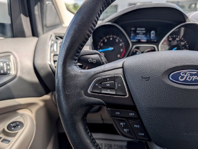 Used 2018 Ford Escape Titanium AWD/4WD image 18