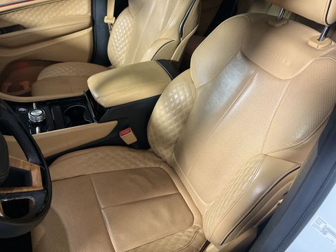 Used 2022 Jeep Grand Cherokee Summit AWD/4WD image 15