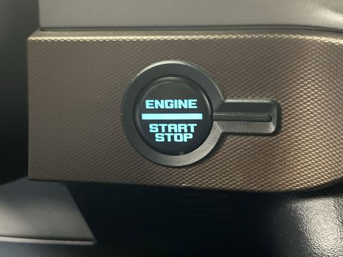 Used 2023 Ford Bronco Outer Banks image 20