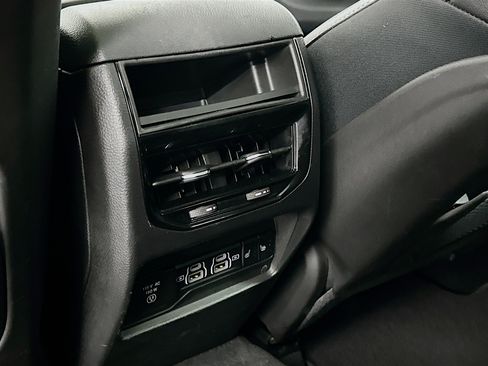 Used 2023 Jeep Grand Cherokee 4WD 4xe image 28