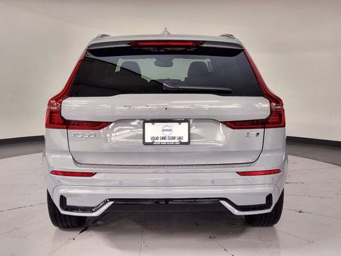New 2026 Volvo XC60 B5 Plus w/ Protection Package Premier AWD/4WD image 10