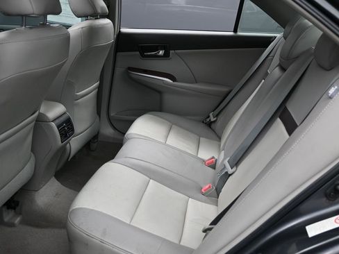 Used 2012 Toyota Camry XLE image 28