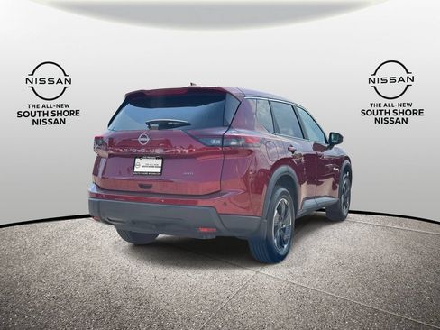 Used 2026 Nissan Rogue SV AWD/4WD image 5