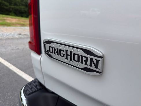 Used 2025 RAM 1500 Limited AWD/4WD image 10
