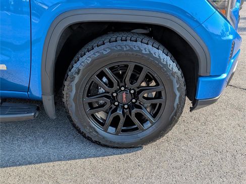 Used 2022 GMC Sierra 1500 Elevation image 9