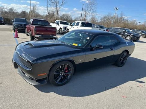 Used 2022 Dodge Challenger GT w/ Plus Package image 13