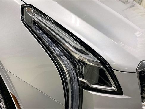 Used 2019 Cadillac XT5 Luxury w/ Sport Package AWD/4WD image 28