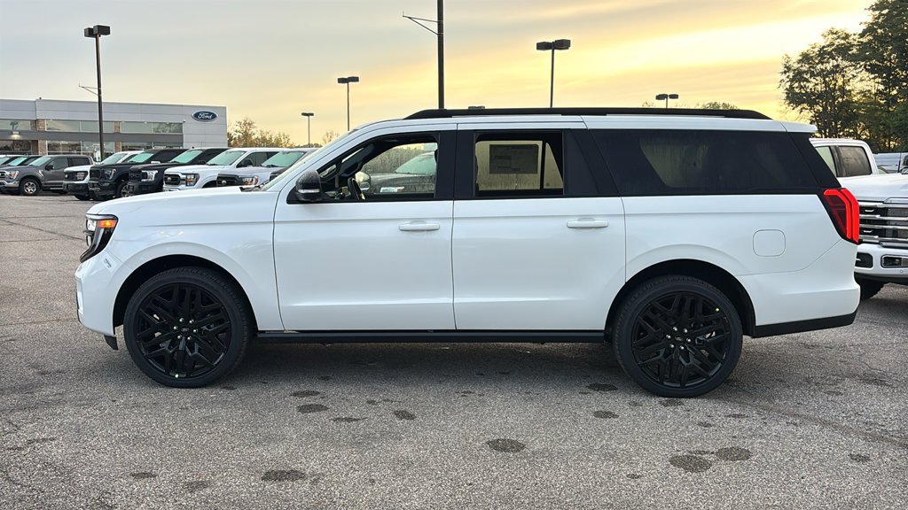 New 2027 Ford Expedition Max Platinum w/ Stealth Performance Package AWD/4WD image 4