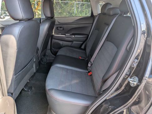 Used 2024 Mitsubishi Outlander Sport SE AWD/4WD image 13