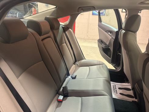 Used 2020 Honda Civic EX image 26