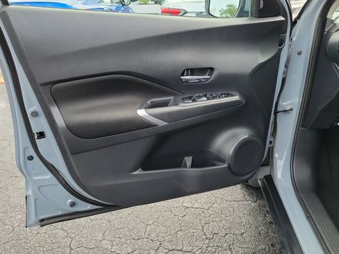 Used 2021 Nissan Kicks SV FWD image 17