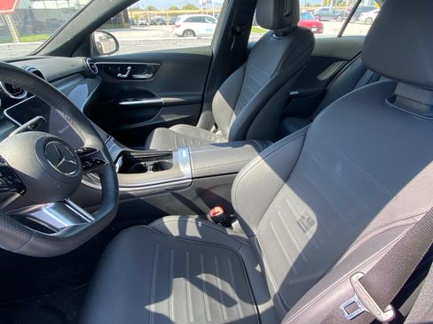 Used 2023 Mercedes-Benz C 300 Sedan image 6