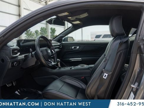 Used 2025 Ford Mustang Premium RWD image 3