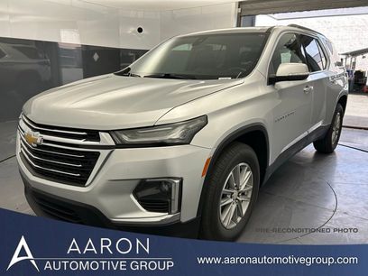 Used 2022 Chevrolet Traverse LT
