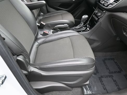 Used 2019 Buick Encore Preferred w/ Safety Package FWD image 39