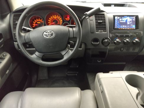 Used 2013 Toyota Tundra 2WD Double Cab image 22