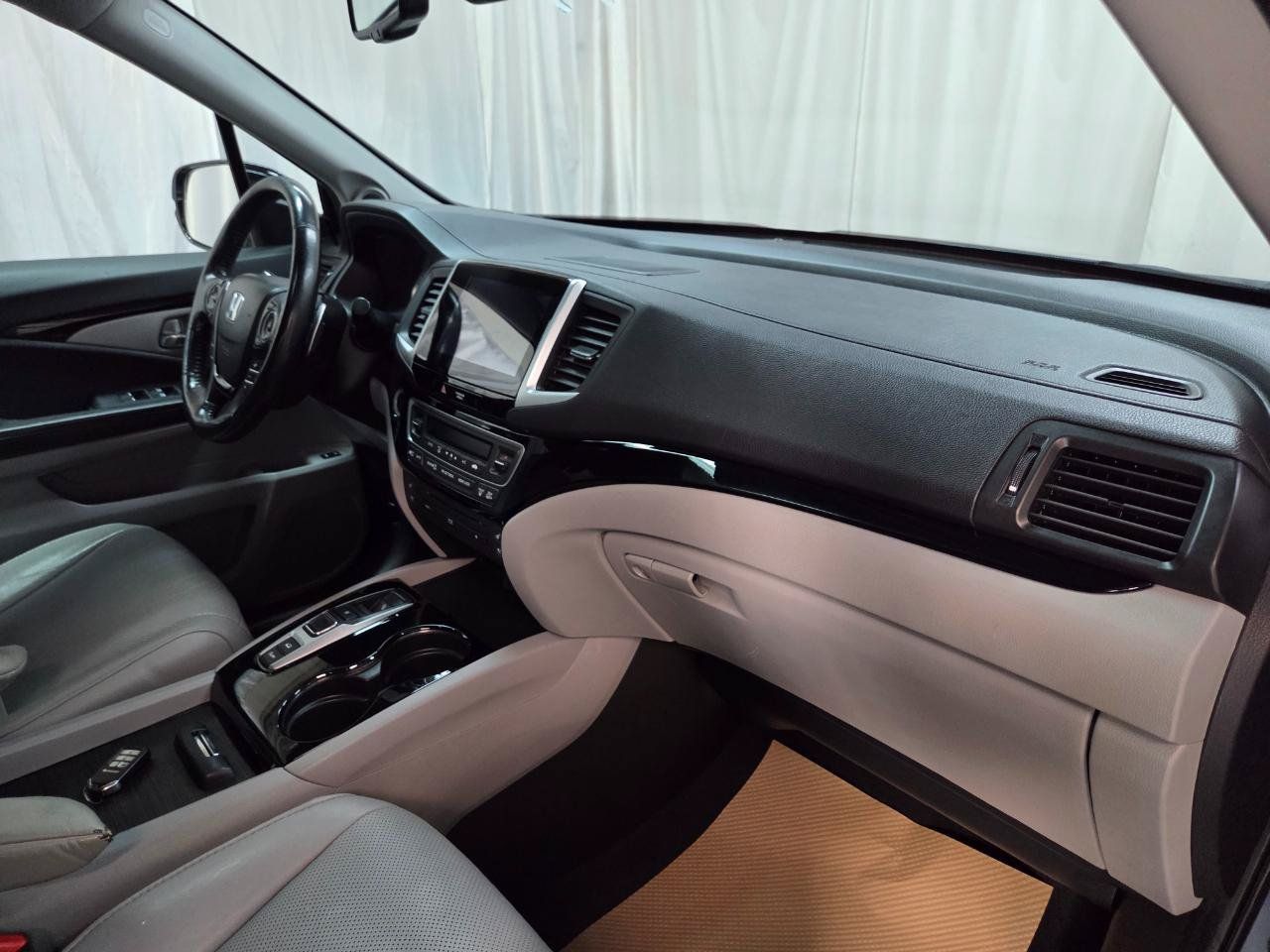 Used 2018 Honda Pilot Elite image 20