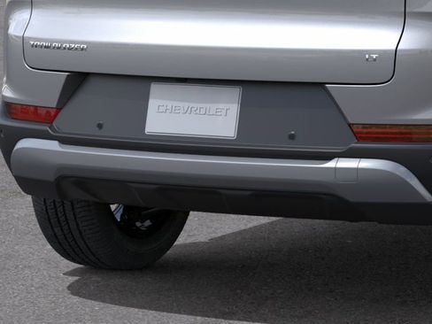 New 2026 Chevrolet TrailBlazer LT w/ Midnight Edition FWD image 14