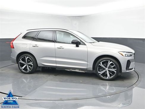 Used 2023 Volvo XC60 B5 Ultimate w/ Climate Package image 1