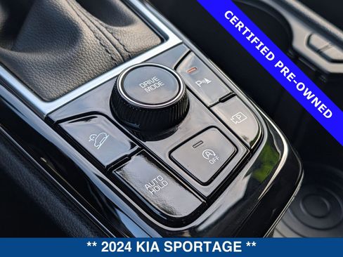 Used 2024 Kia Sportage SX image 33