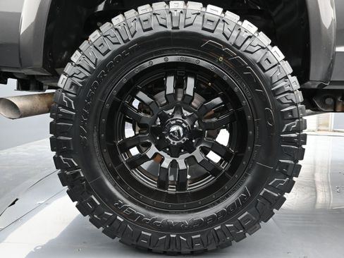 Used 2020 RAM 2500 Big Horn w/ Level 2 Equipment Group AWD/4WD image 18