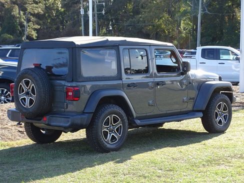 Used 2020 Jeep Wrangler Unlimited Sport image 3