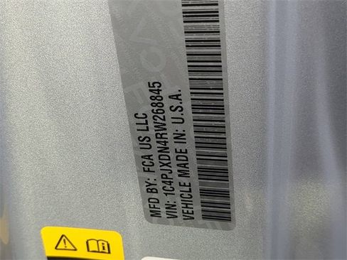 Used 2024 Jeep Wrangler Sport S image 37