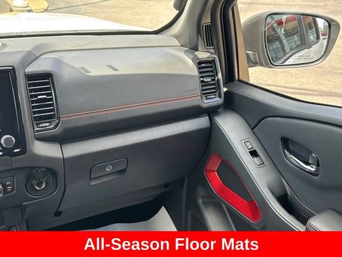 Used 2024 Nissan Frontier PRO-4X w/ Technology Package AWD/4WD image 21