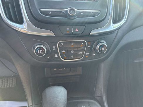 Used 2024 Chevrolet Equinox LT image 17