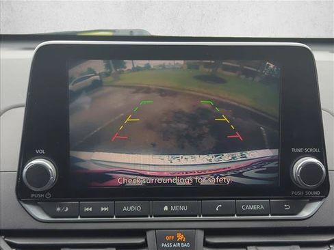 Used 2021 Nissan Altima 2.5 SR w/ SR Premium Package FWD image 12