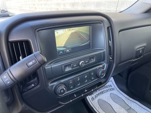 Used 2018 GMC Sierra 1500 4x4 Regular Cab image 11