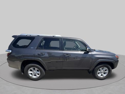 Used 2018 Toyota 4Runner SR5 Premium RWD image 4